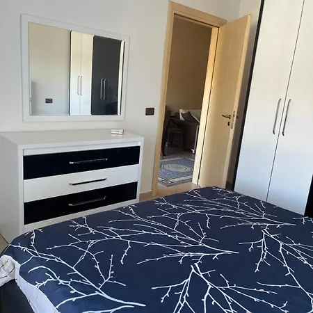 Lägenhet Shkembi I Kavajes *