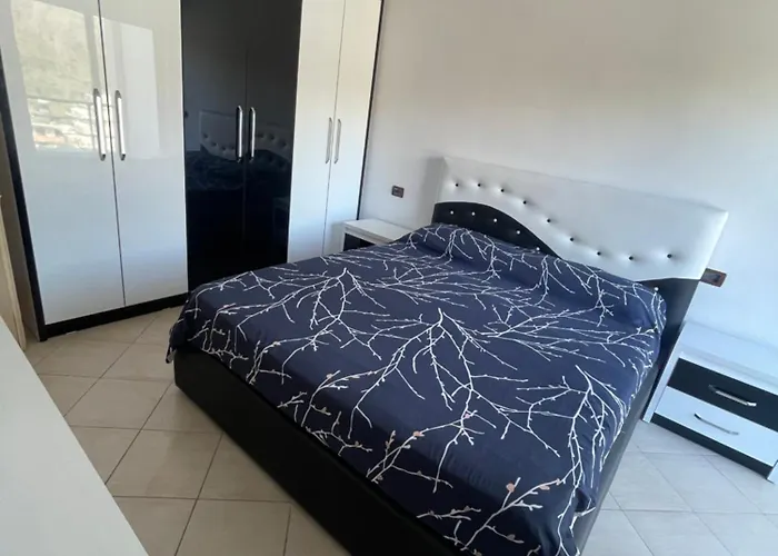Shkembi I Kavajes Apartment